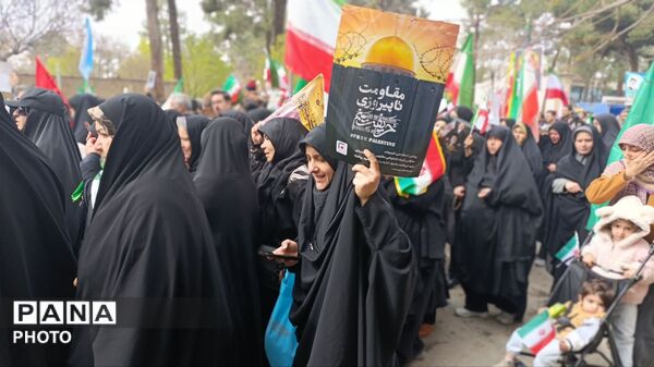 حضور حماسی مردم در راهپیمایی روز قدس در نیشابور 