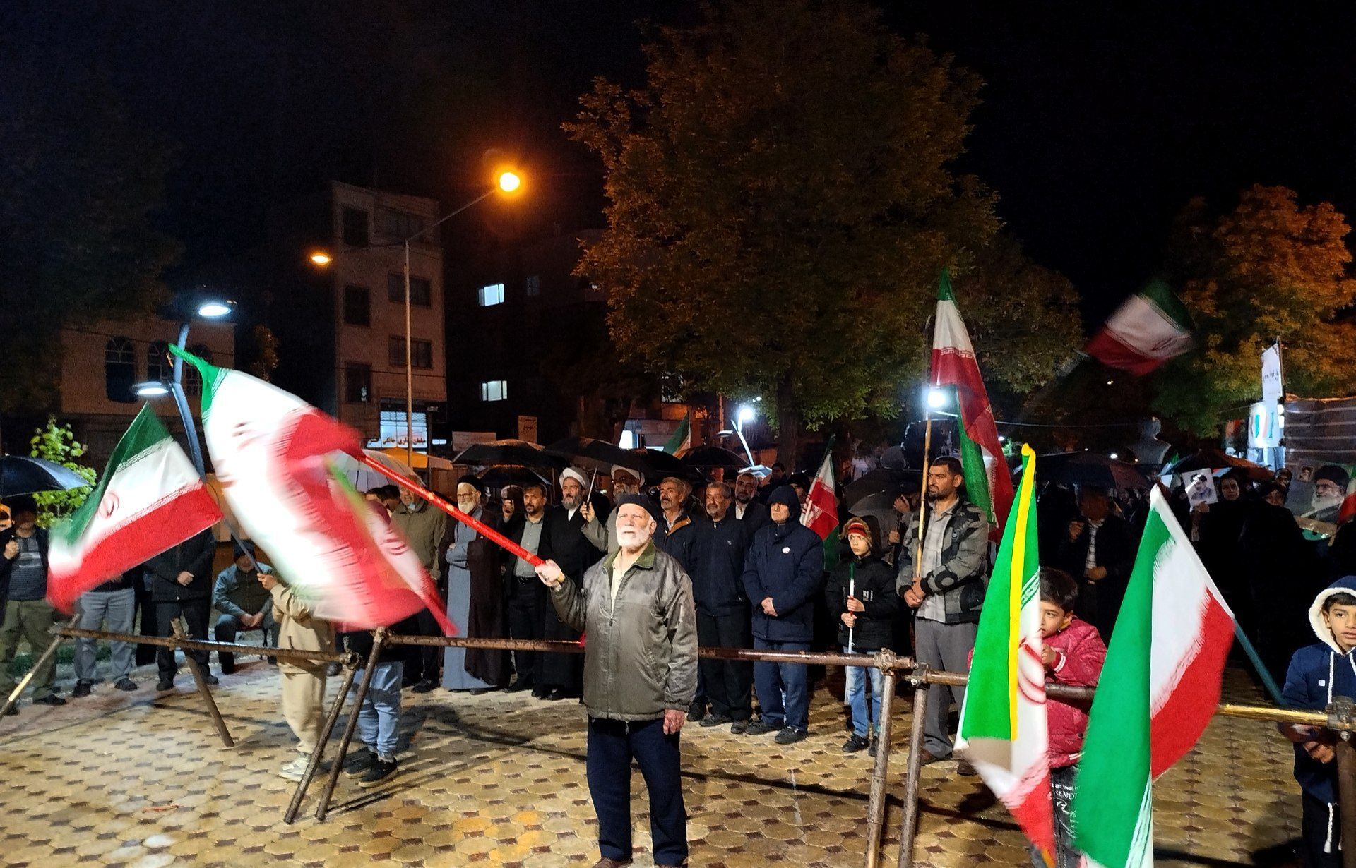 فریاد همبستگی در برابر طوفانِ خشونت