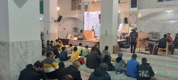 برگزاری محفل انس با قرآن «میهمانی آیه‌ها» در مسجد قمر بنی‌هاشم یزد