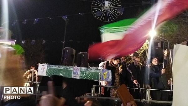 شهید هوا و فضا مهمان اجتماع مردم نیشابور شد 