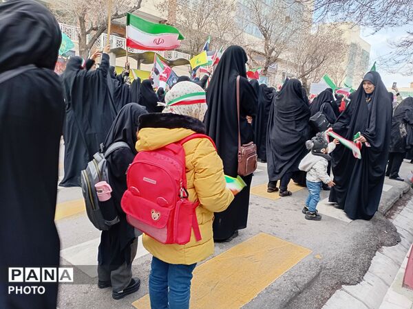 لبیک دهه‌نودی‌های تبریز به سیدمجتبی