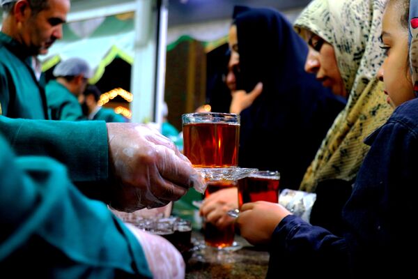 عید امامت در حرم امام رضا(ع)