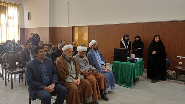 مراسم تقدیر از مربیان پرورشی شهرستان کمیجان