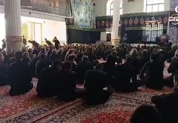 عزاداری  مردم روستای «صرم» قم در روز تاسوعای حسینی(ع)