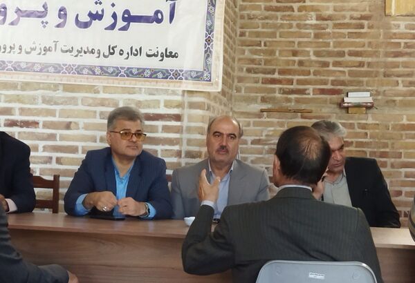 گذری بر میز خدمت اداره آموزش و پرورش نیشابور در نماز جمعه این هفته 