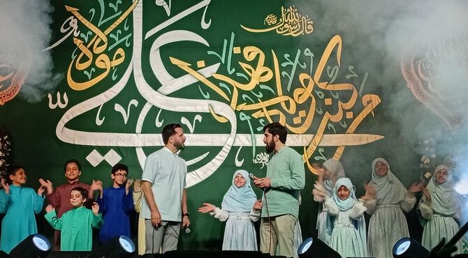 شور عید غدیر با روایت مداحان و مجریان مراسم غدیریه دارالمومنین 