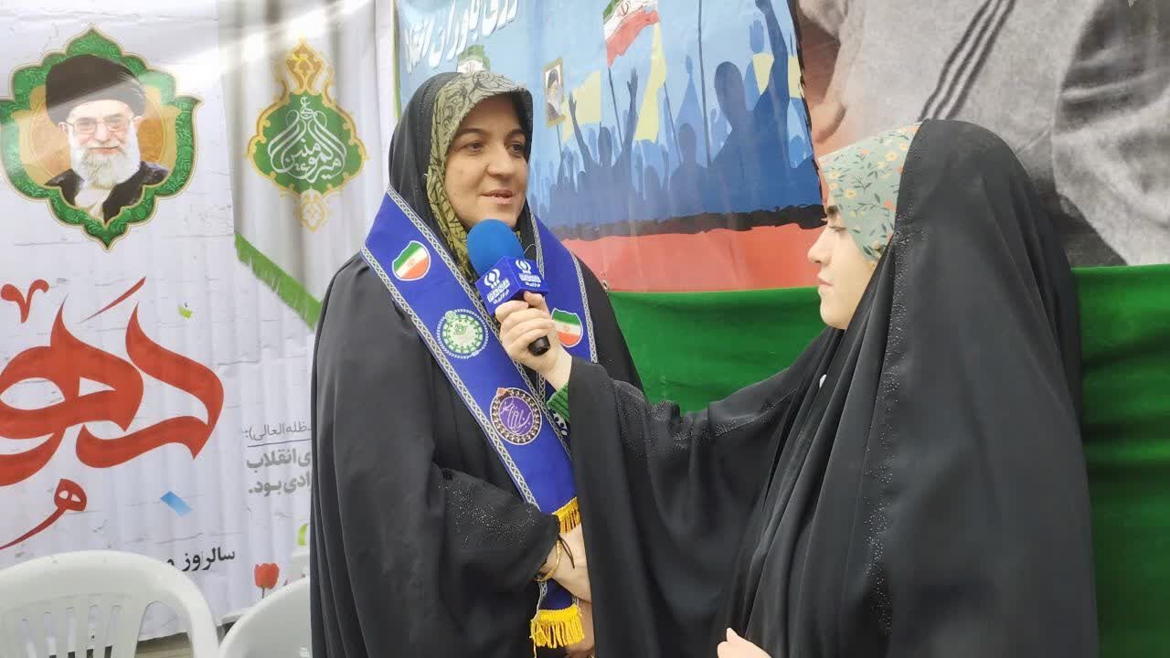 سازمان دانش‌آموزی و پانا استان یزد همه پای کار در ۲۲ بهمن
