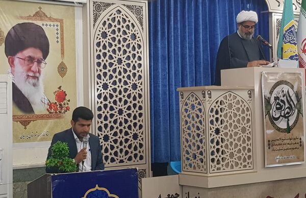 میز خدمت آموزش و پرورش در نماز جمعه