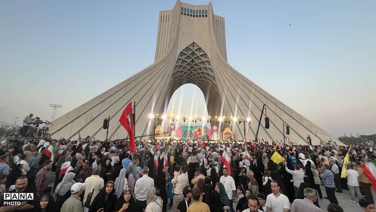 خروش عاشقان امیرالمؤمنین(ع) در مهمانی بزرگ غدیر تهران