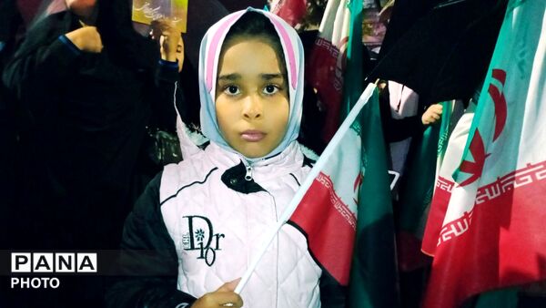 حضور پررنگ کودکان و نوجوان در تجمعات شبانه 