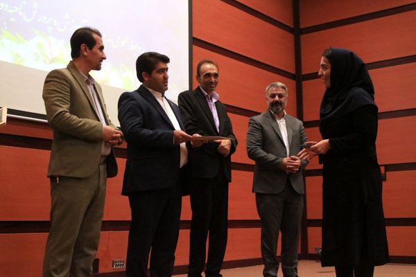 اختتامیه طرح‌ها و برنامه‌های آموزشی مقطع ابتدایی در بهارستان‌دو