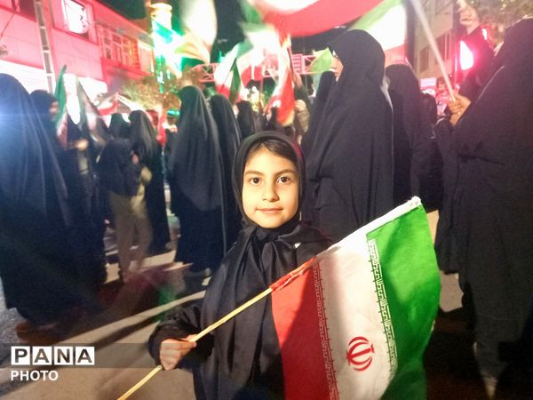 حضور پرشور مردم تویسرکان در راهپیمایی «تا پای جان برای ایران»