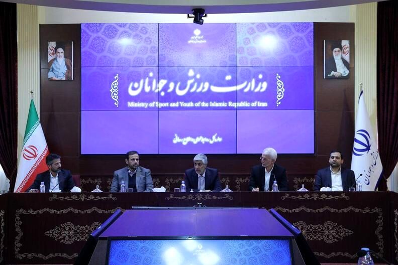 واگذاری سهام باشگاه استقلال در دستور کار وزارت ورزش و جوانان