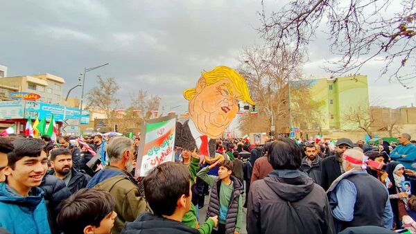 تجلی ولایتمداری در مسیر ۲۲ بهمن
