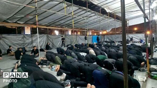 وداعِ بی‌قرار؛ پیوندِ میلیونیِ ایران در سوگِ امامِ شهید 