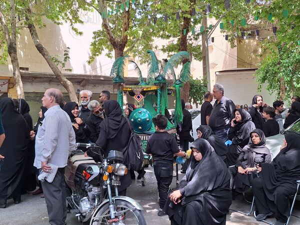 مراسم عاشورای حسینی در انگورستان ملک اصفهان