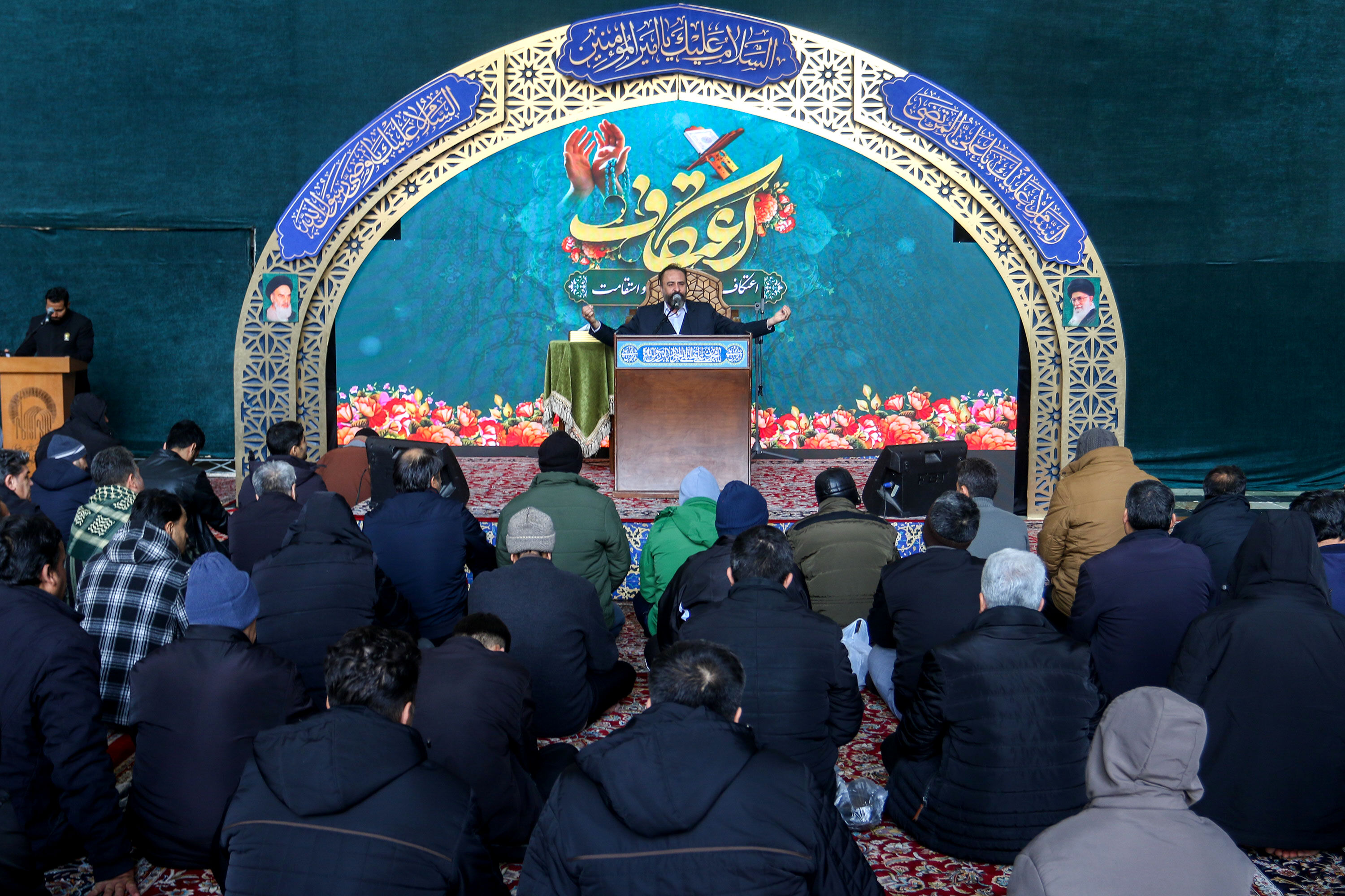 آیین معنوی اعتکاف در حرم مطهر رضوی- ۳