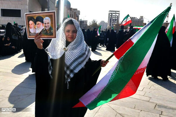 منتخب تصاویر سوگواری مردم سراسر کشور در غم فقدان رهبر شهید انقلاب