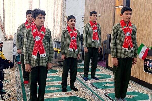 همایش زیبا و باشکوه یاوران انقلاب پیشتازان مقاومت در قادر آباد