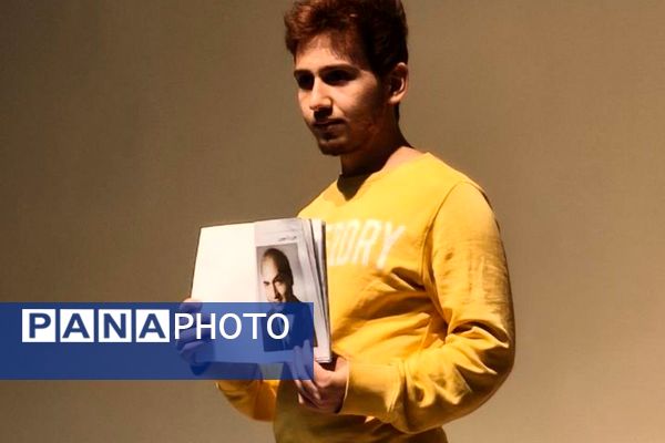 غرفه کار آفرینی و غرفه بازی به مناسبت دهه فجر در کانون پرورش فکری اندیشه