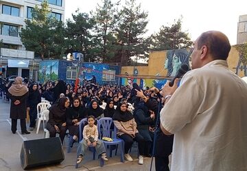 اول مهر در دبیرستان پیرایش از غم بچه های میناب تا شوق همکلاسی ها