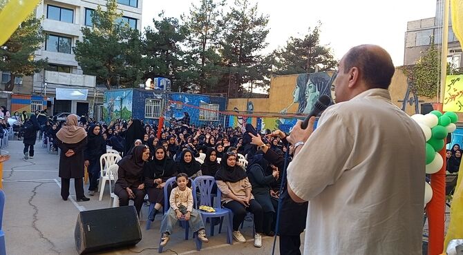 اول مهر در دبیرستان پیرایش از غم بچه های میناب تا شوق همکلاسی ها