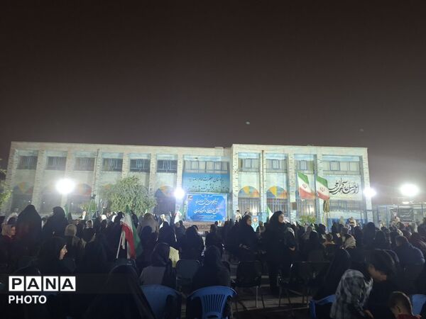 آیین تجلیل از دانش آموزان برتر مسابقات فرهنگی هنری ناحیه ۲ یزد