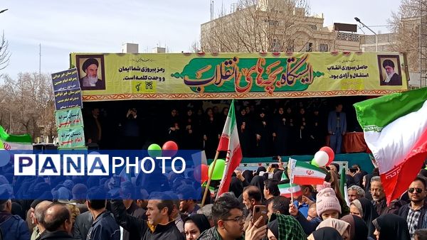 راهپیمایی یوم الله ۲۲ بهمن ماه امسال پررنگ تر از همیشه در شهر نیشابور 