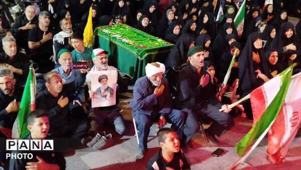 ششمین شب از مراسم عزاداری امام حسین در حسینیه امام خمینی(ره) 