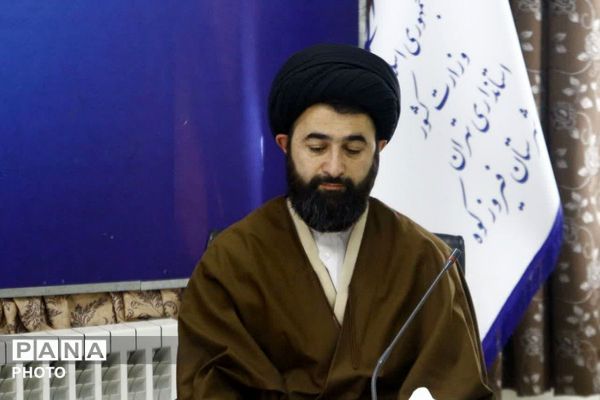 جلسه ستاد تنظیم بازار فیروزکوه برای مدیریت بازار رمضان و نوروز