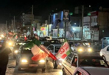 کاروان خودرویی صباشهر؛ حضور پرشور مردم در ششمین شب سوگواری رهبر شهید و شهدای مردمی
