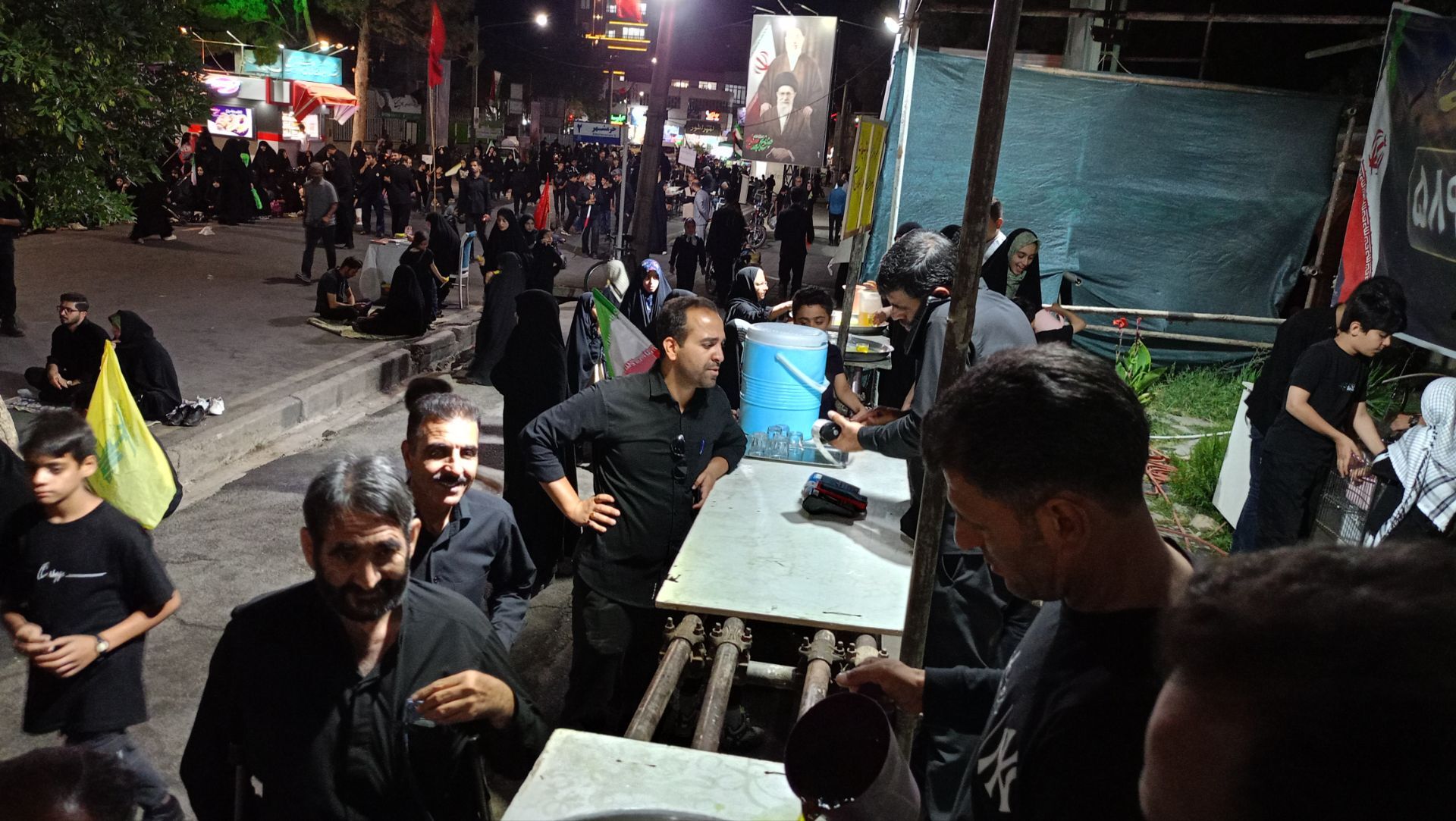 برپایی مواکب در حاشیه عزاداری خیابانی