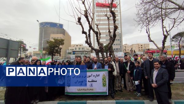 تجلی حضور باشکوه مردم در راهپیمایی ۲۲ بهمن 