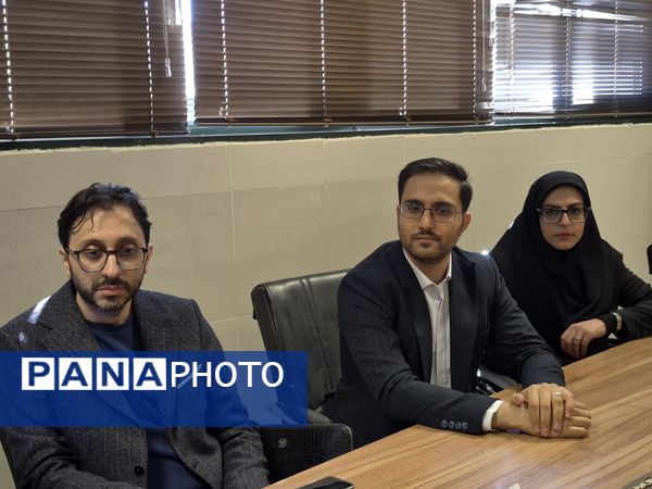 تفاهم‌نامه همکاری سازمان دانش‌آموزی فارس با بازیت