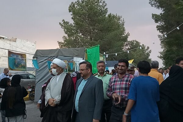 بازدید مسئولان رباط کریم از جشن کیلومتری عید غدیر