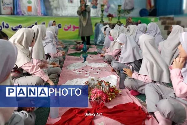 جشن روز مادر در مدارس شهید سرافراز و تربیت اسلامشهر