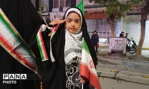 حضور پررنگ کودکان و نوجوان در تجمعات شبانه 