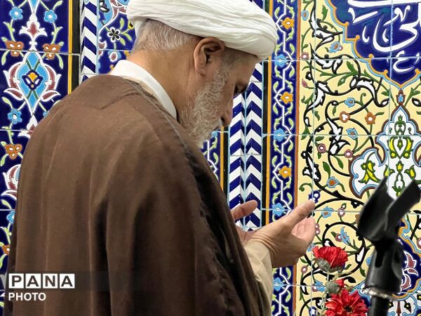  نماز عید سعید فطر در مسجد امام حسن مجتبی (ع) کرج 