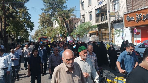 راهپیمایی مردم ولایتمدار شهرستان ورامین در محکومیت رژیم صهیونسیتی 