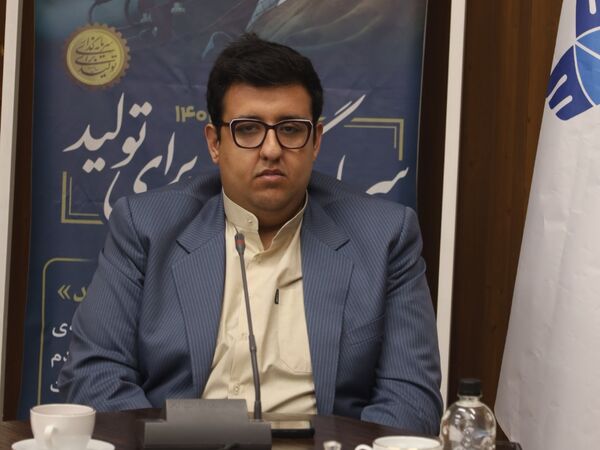  از تسخیر تا تبیین؛ بازخوانی پیام ۱۳ آبان در دانشگاه آزاد مشهد