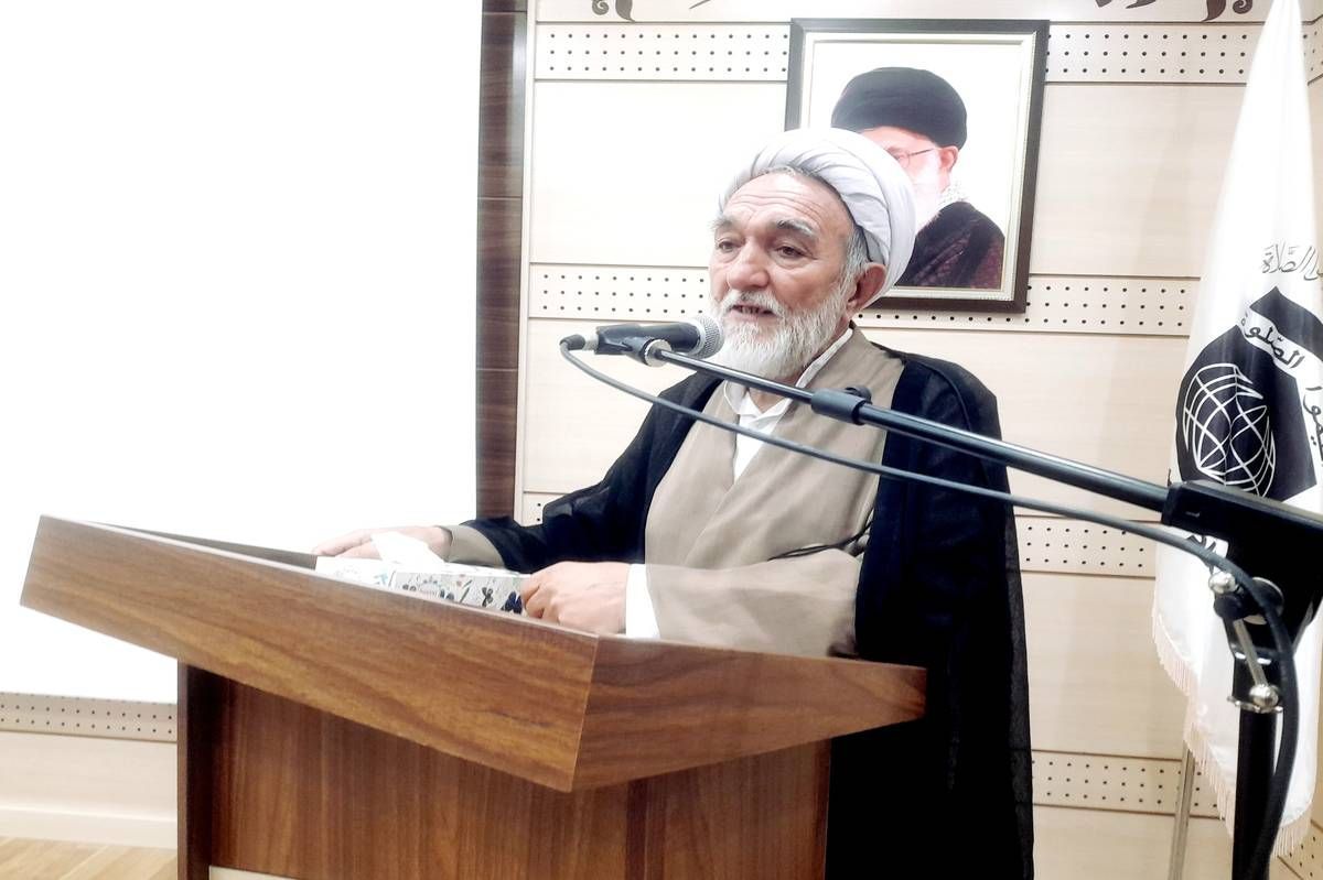 هزار و 300 نشست فرهنگی در قالب طرح "نیایش در بهار"