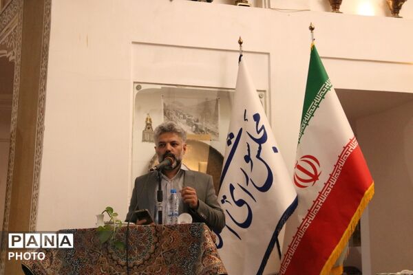 نشست اصحاب رسانه با نماینده مردم یزددر مجلس شورای اسلامی