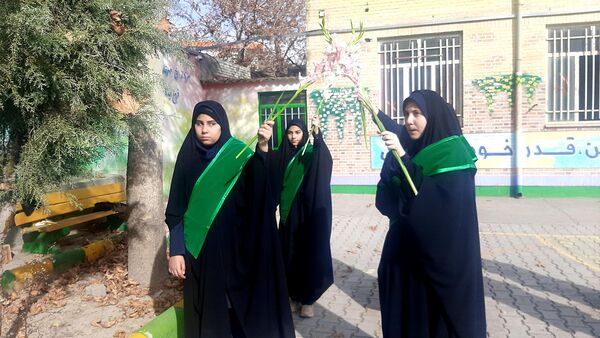 مانور زلزله در دبیرستان شاهد شهید حمامی ناحیه۶ مشهد