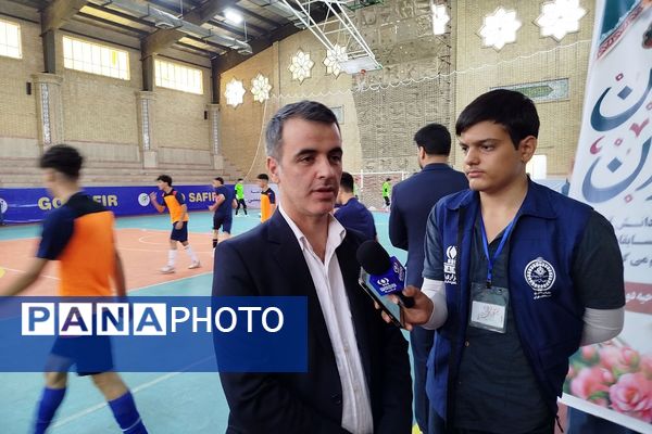 برگزاری اردوی انتخابی تیم ملی دانش آموزی فوتسال با حضور جمعی از مسئولان در ناحیه دو شهرری 