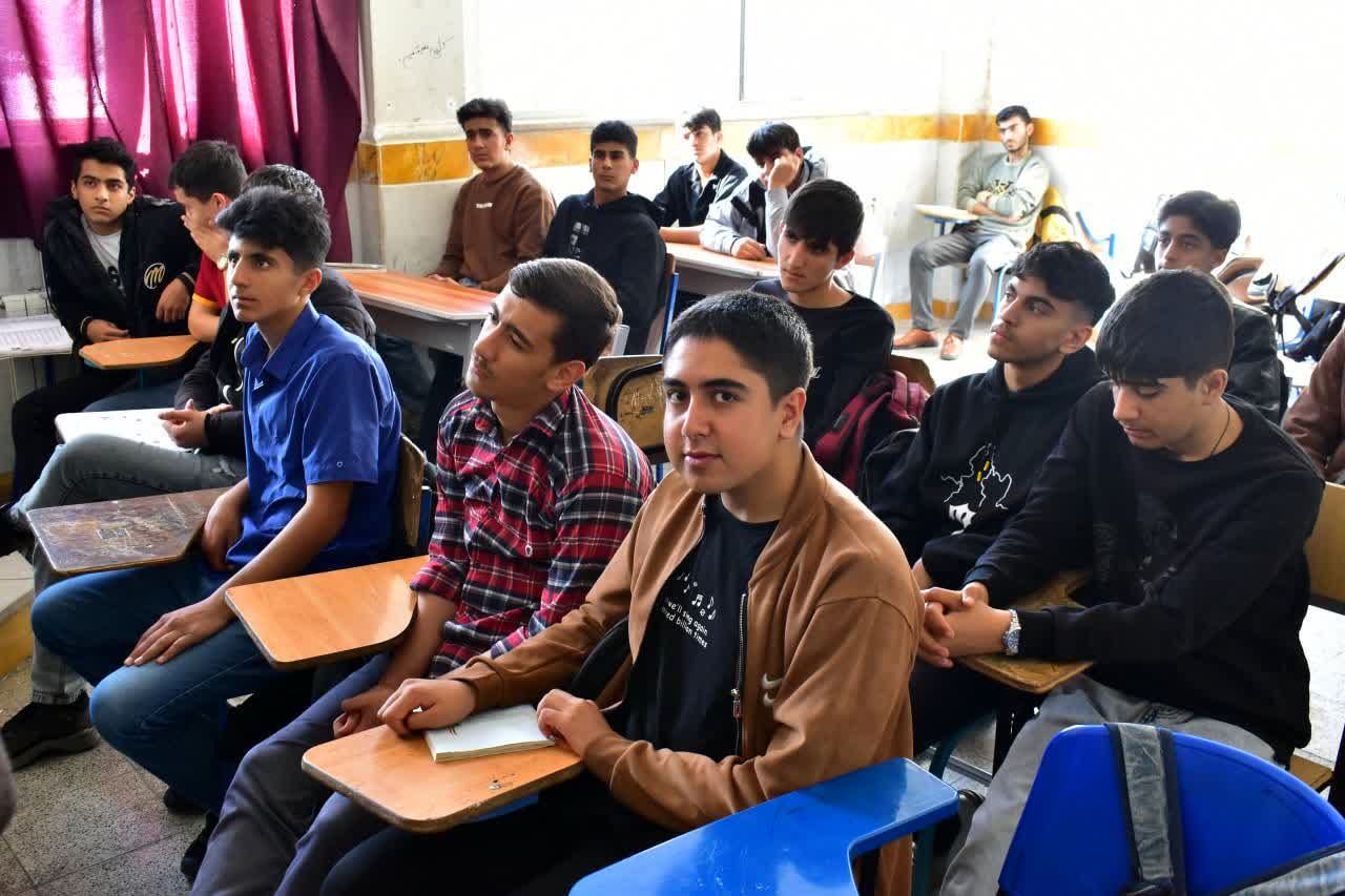 پایان مهلت پیش‌ثبت‌نام مدارس شاهد در پایه هفتم