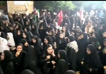 خرم‌آباد در تلاطم صدای دانش‌آموزان، اجرای بزرگ سرود در بلوار چهارباغ