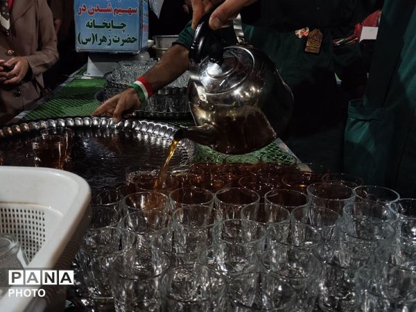  قاب پانا میزبان چایخانه های حسینه امام خمینی (ره)