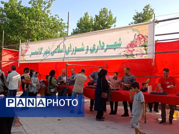 قدم هایی به عشق معلمان