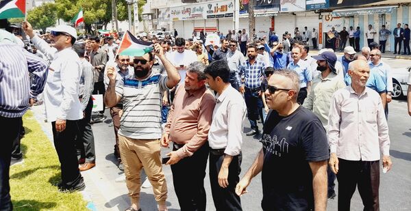 راهپیمایی خشم و نصر در بندرعباس