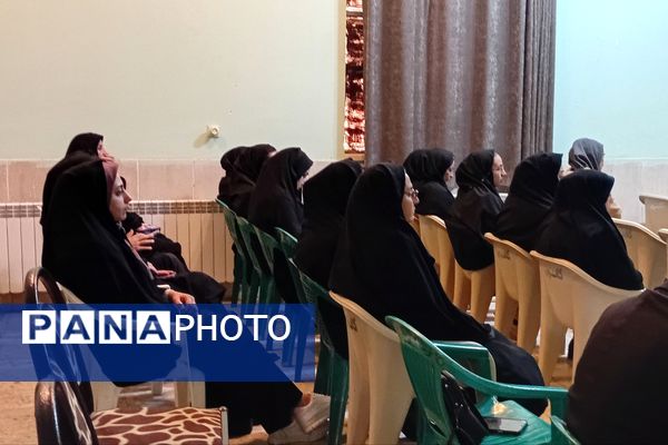  معلمان ابتدایی مجهز به دانش نوین تندرستی شدند